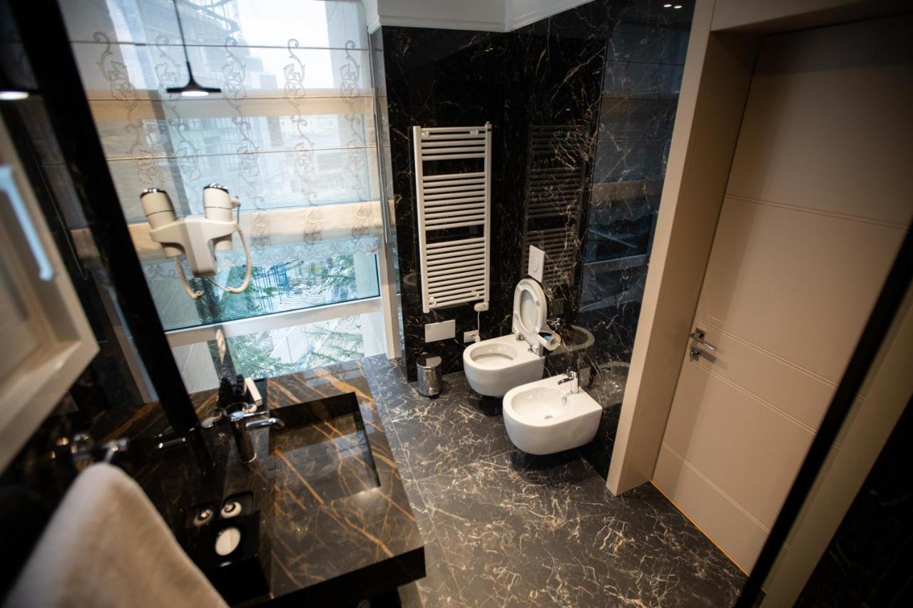 Seven Luxury Suites Tirana Exteriér fotografie