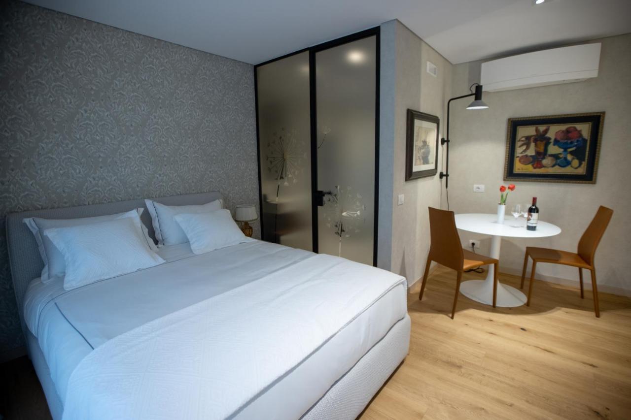 Seven Luxury Suites Tirana Exteriér fotografie