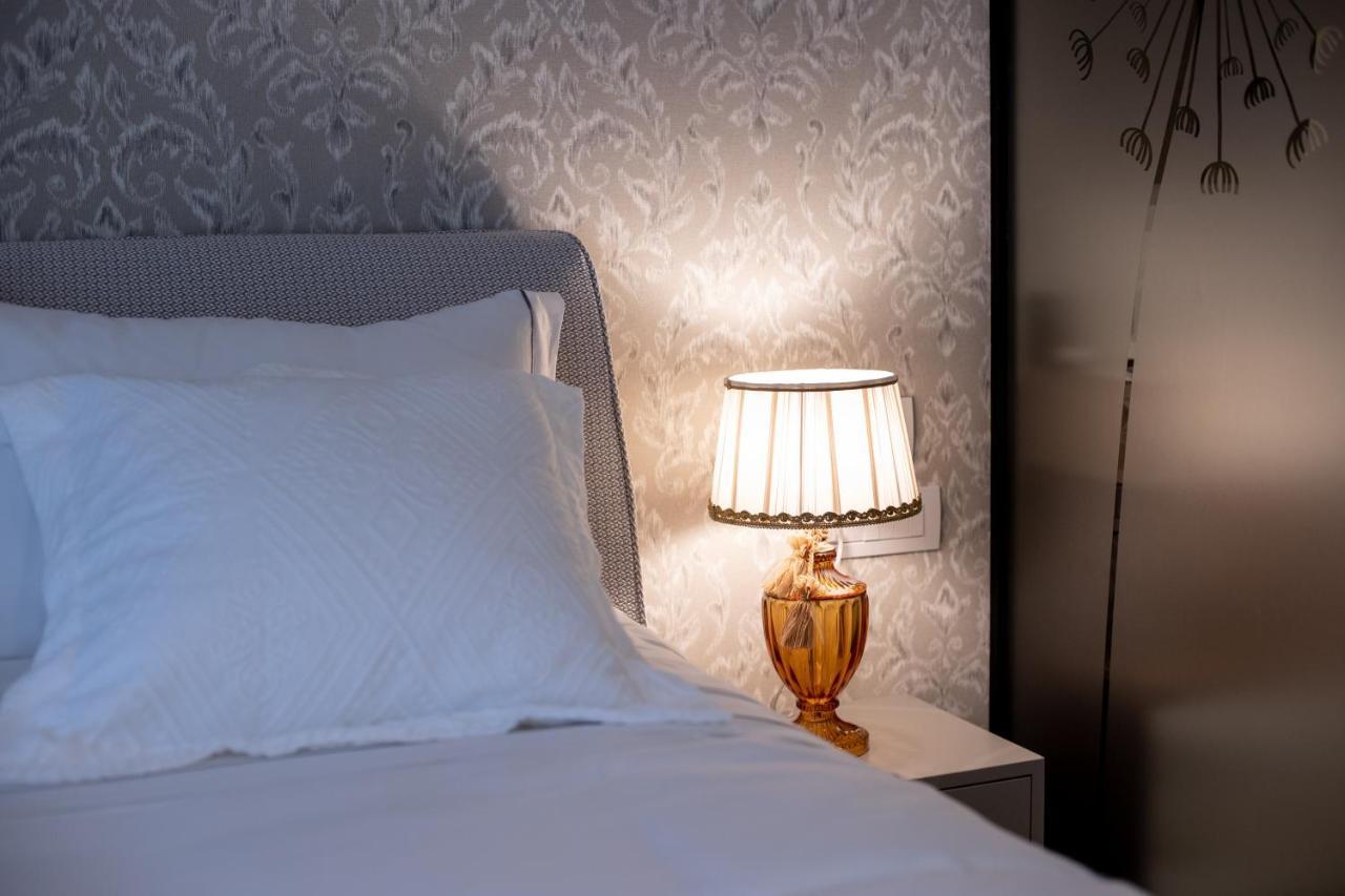 Seven Luxury Suites Tirana Exteriér fotografie