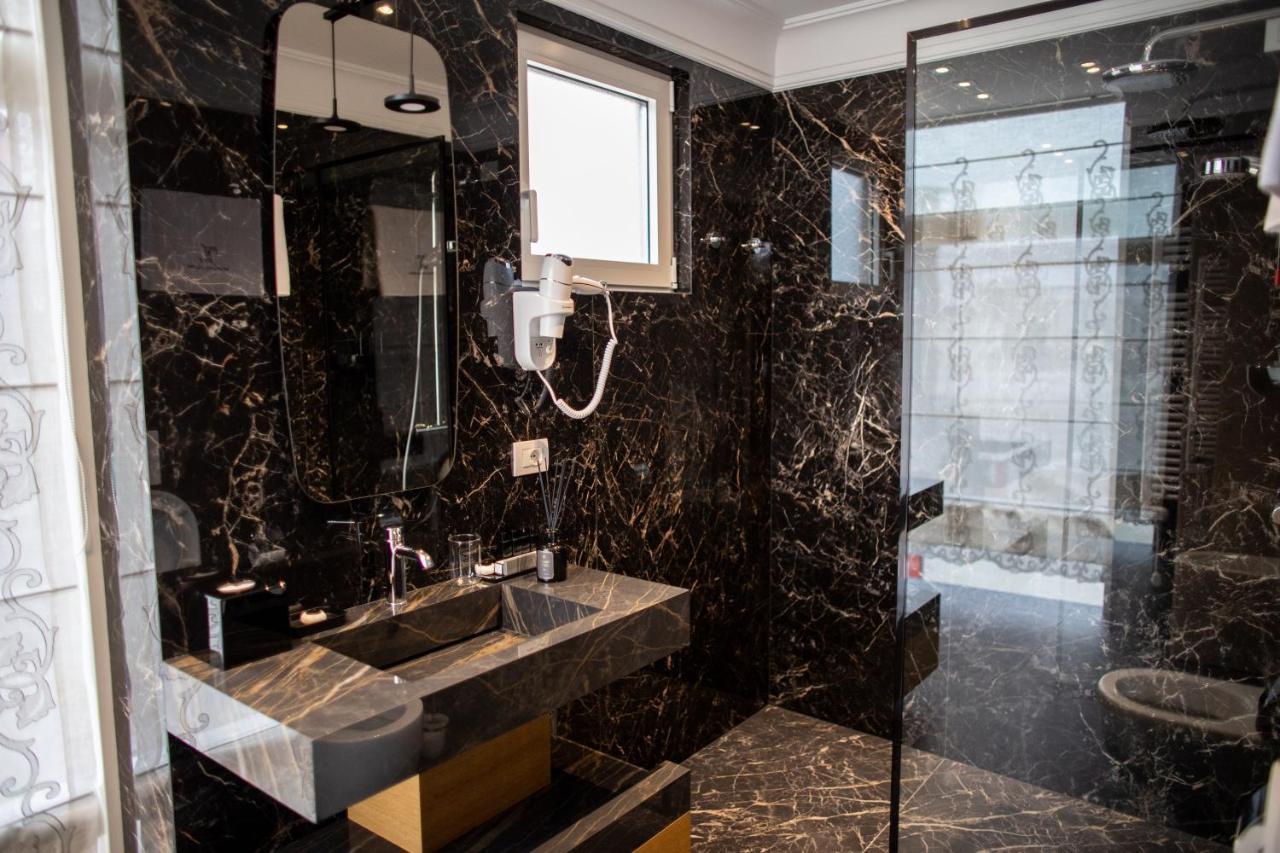 Seven Luxury Suites Tirana Exteriér fotografie